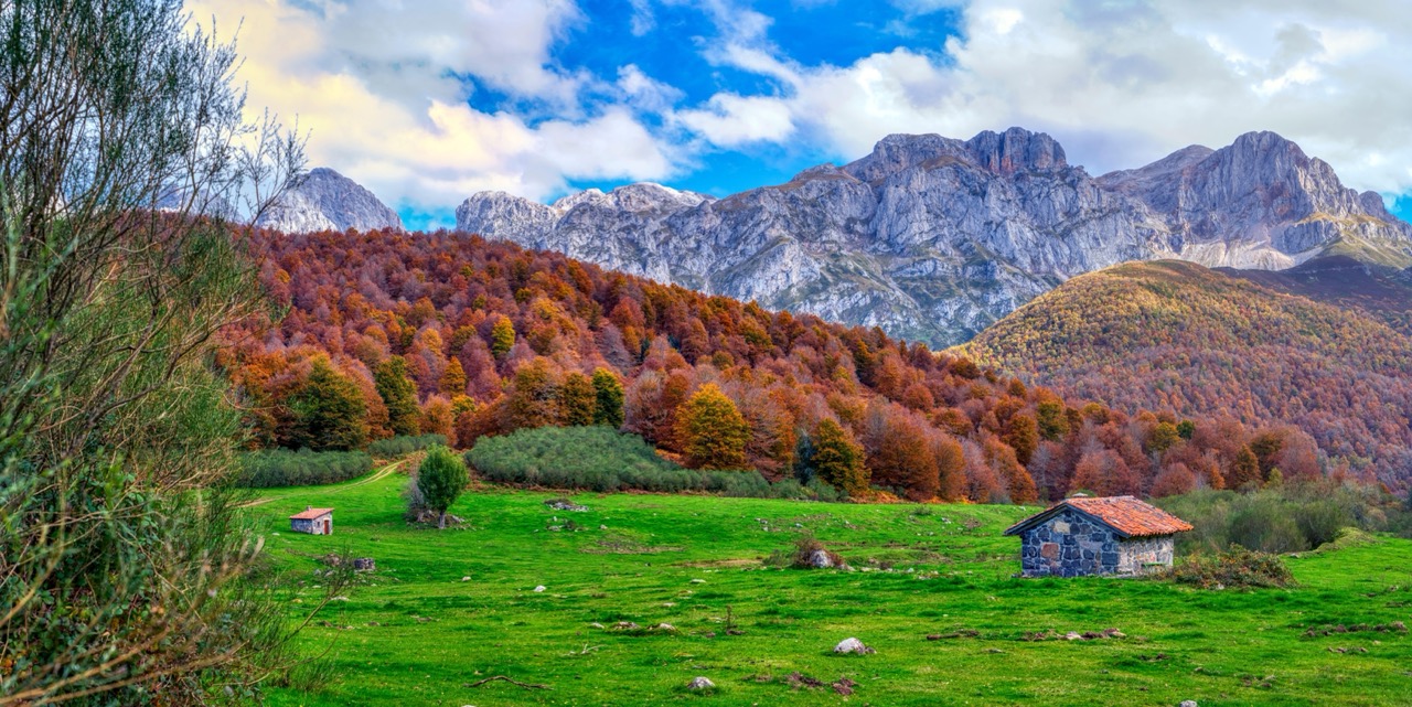 Picos de Europa scenic ridge 8
